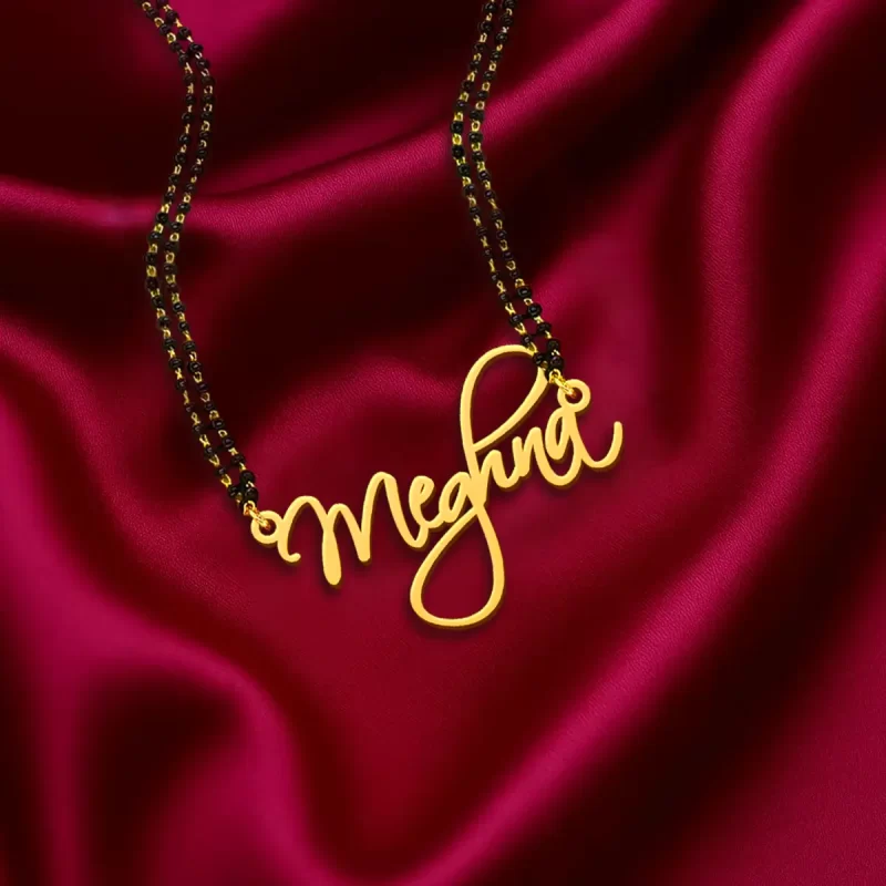 Cursive Curved Name Necklace